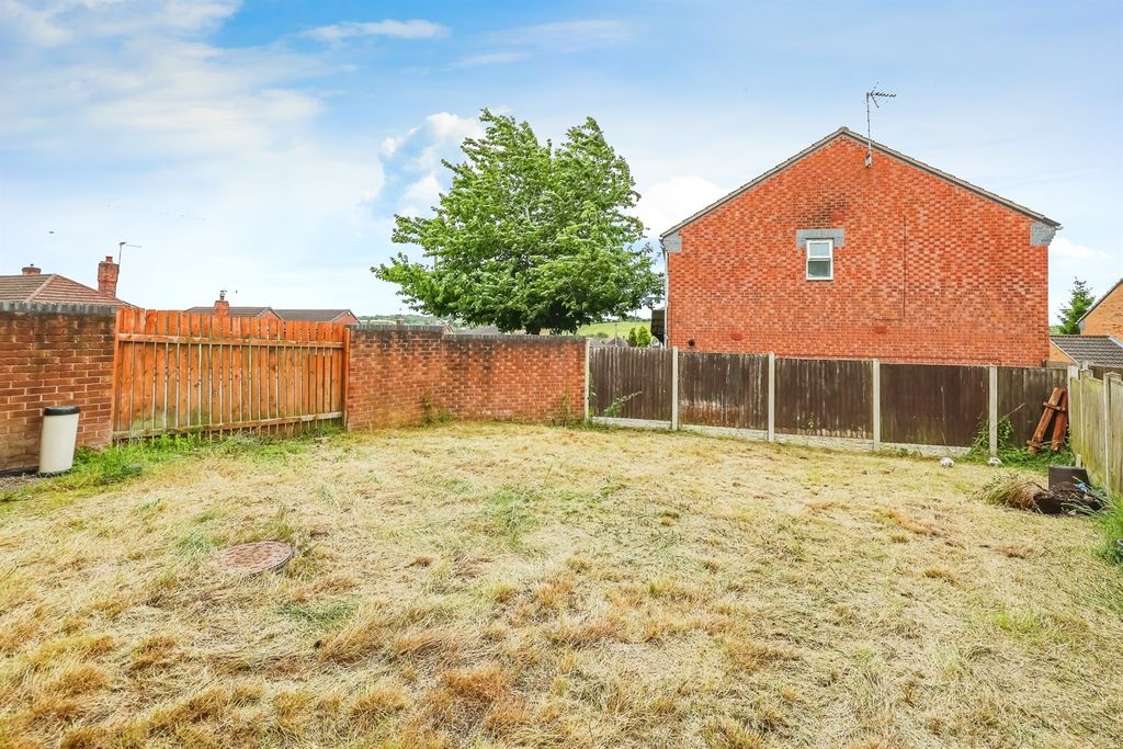 Property photo 3 of 19