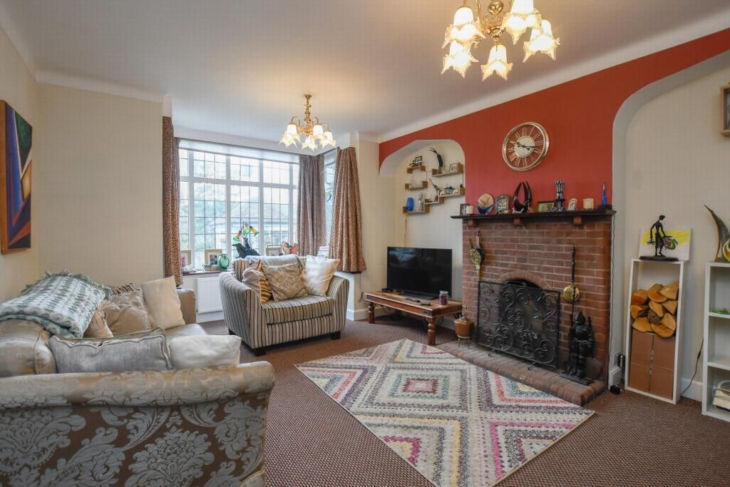 Property photo 3 of 26