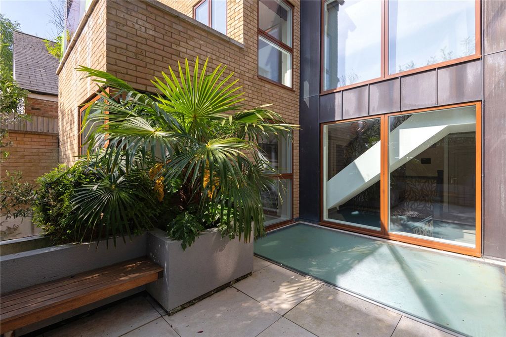 Property photo 3 of 29 Picture No. 62