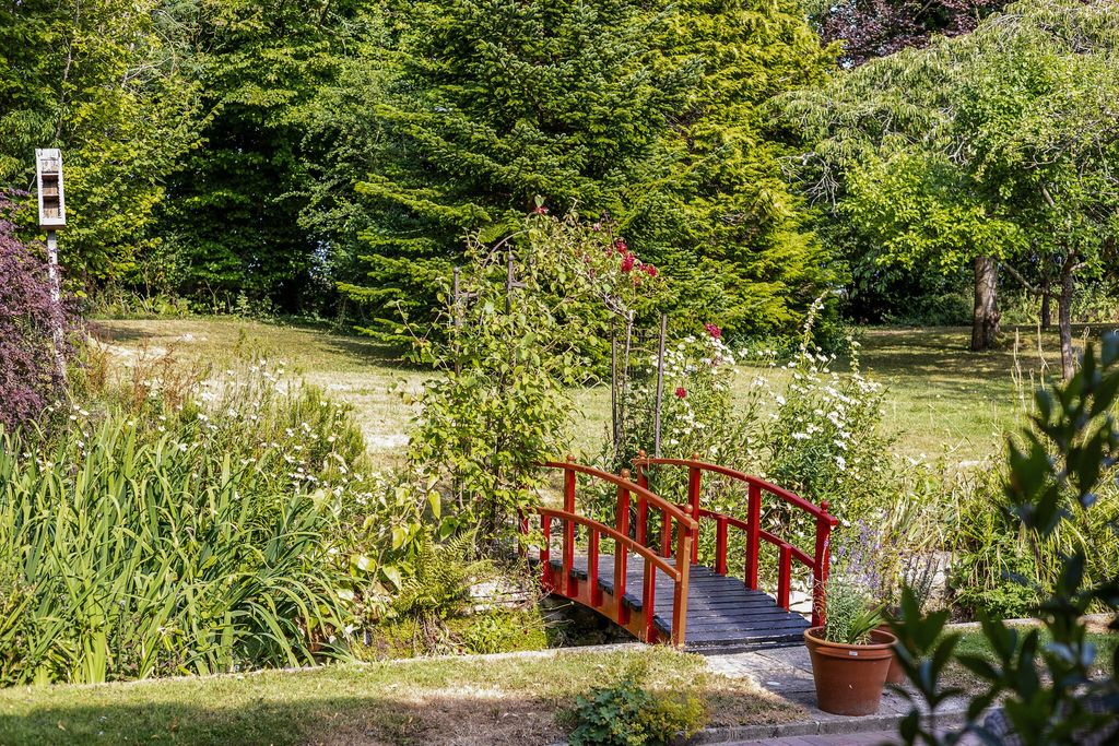 Property photo 2 of 24 Picture No. 26