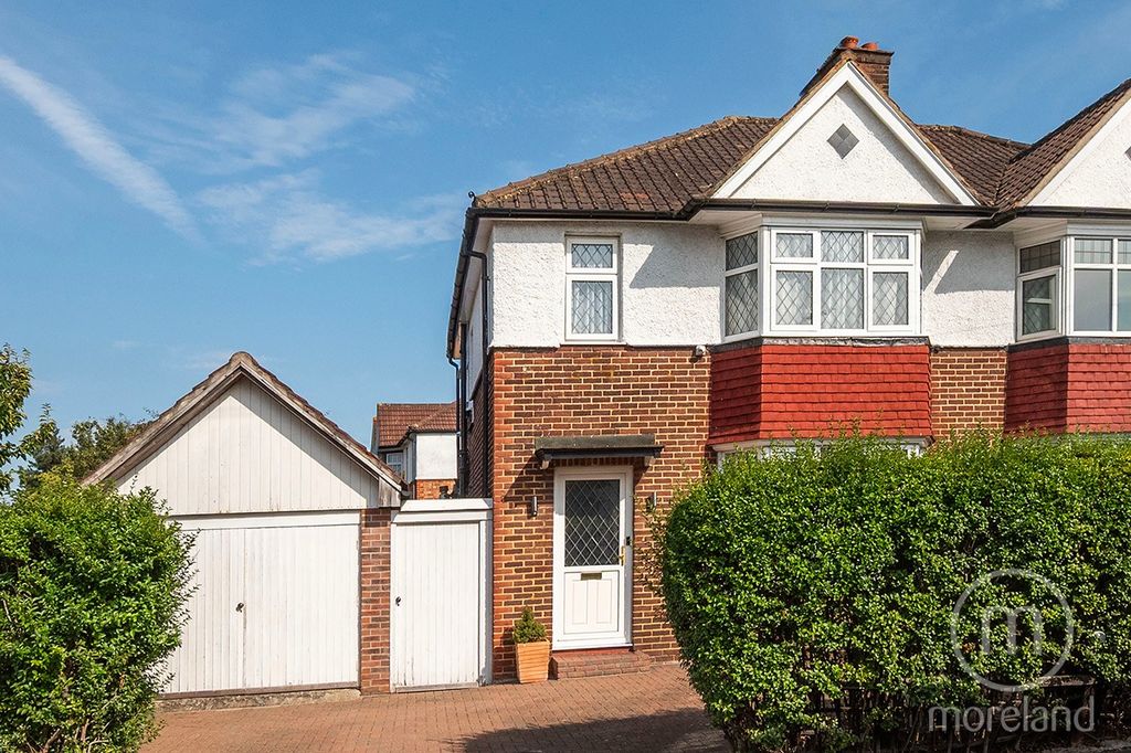 Property photo 1 of 12 4400342