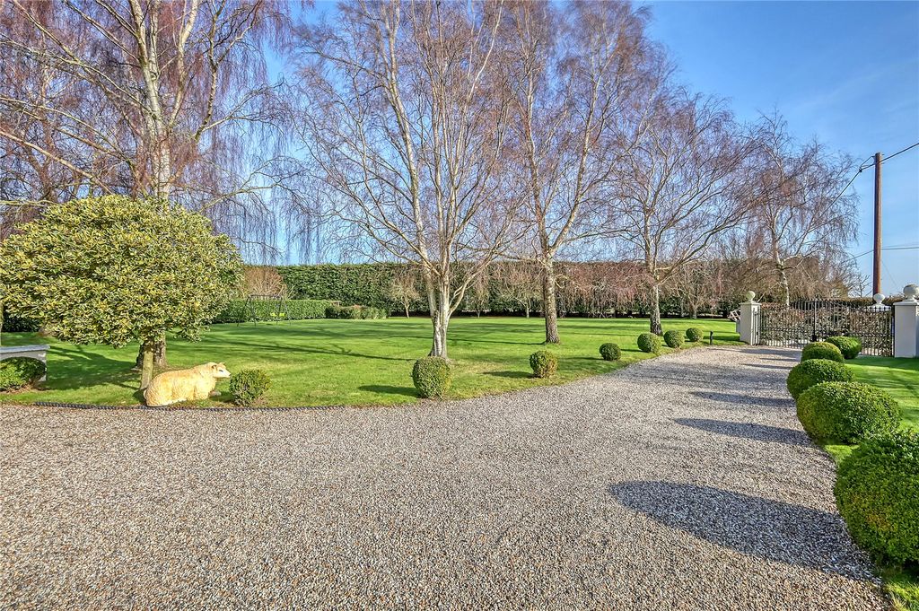 Property photo 2 of 36 Picture No. 40