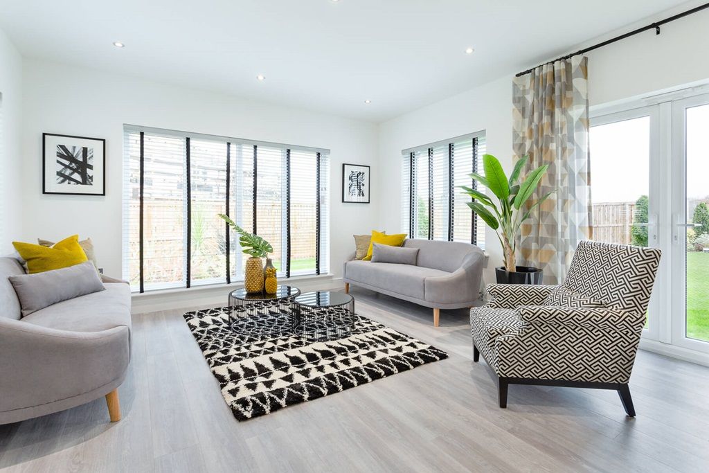 Property photo 1 of 12 The Bright Garden Room Offers A Superb Social Space