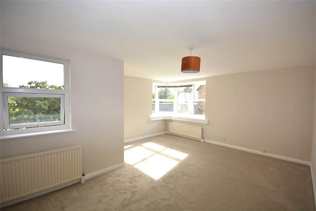 Property photo 2 of 8 Picture No. 05