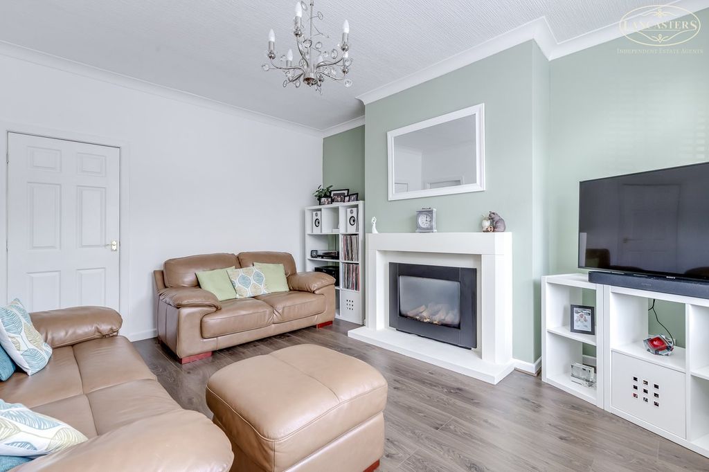 Property photo 3 of 16 Reception Room