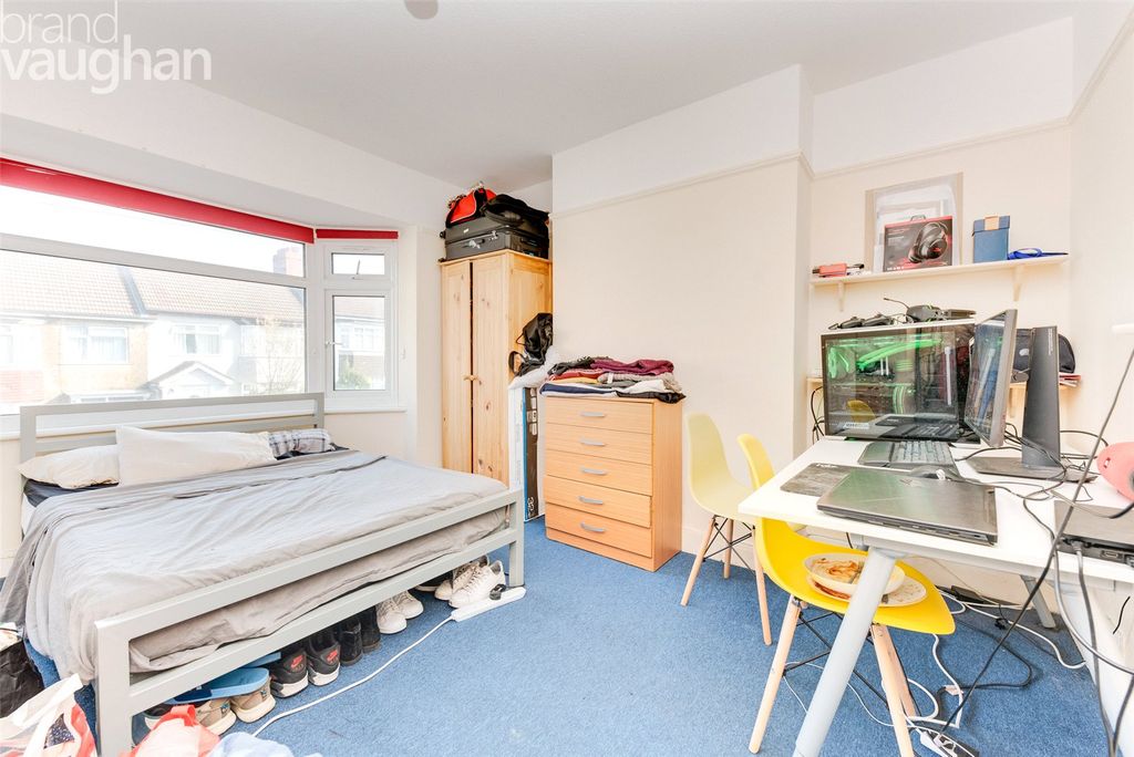 Property photo 3 of 10 Picture No. 11