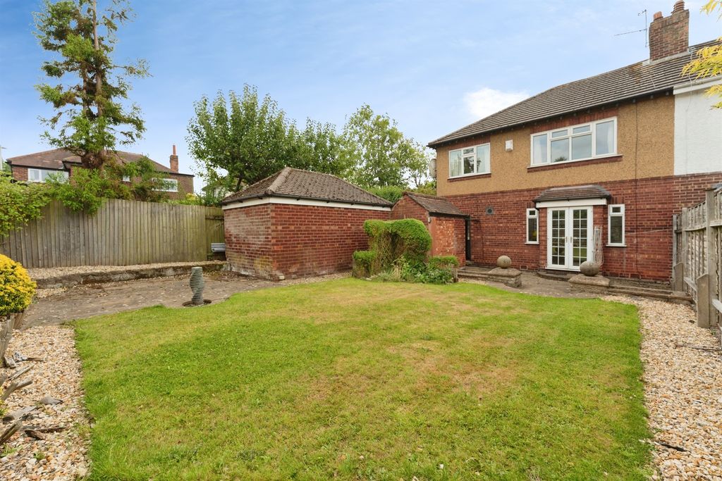 Property photo 2 of 20