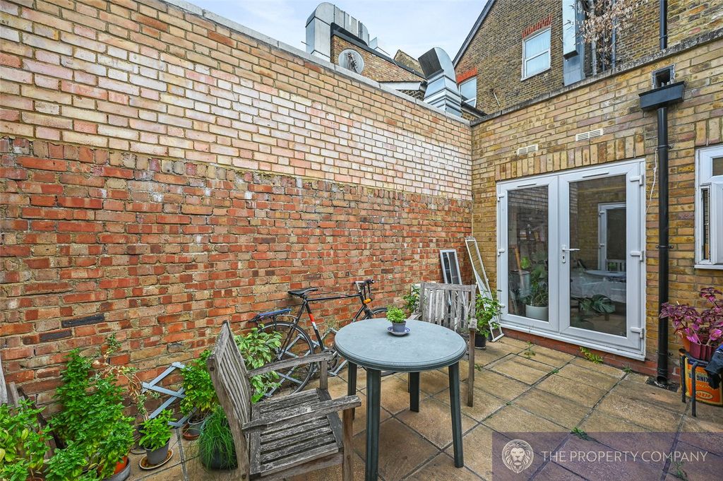 Property photo 1 of 10 Picture No. 08