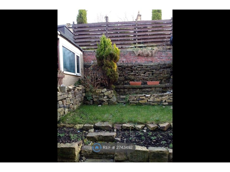 Property photo 1 of 6 Garden