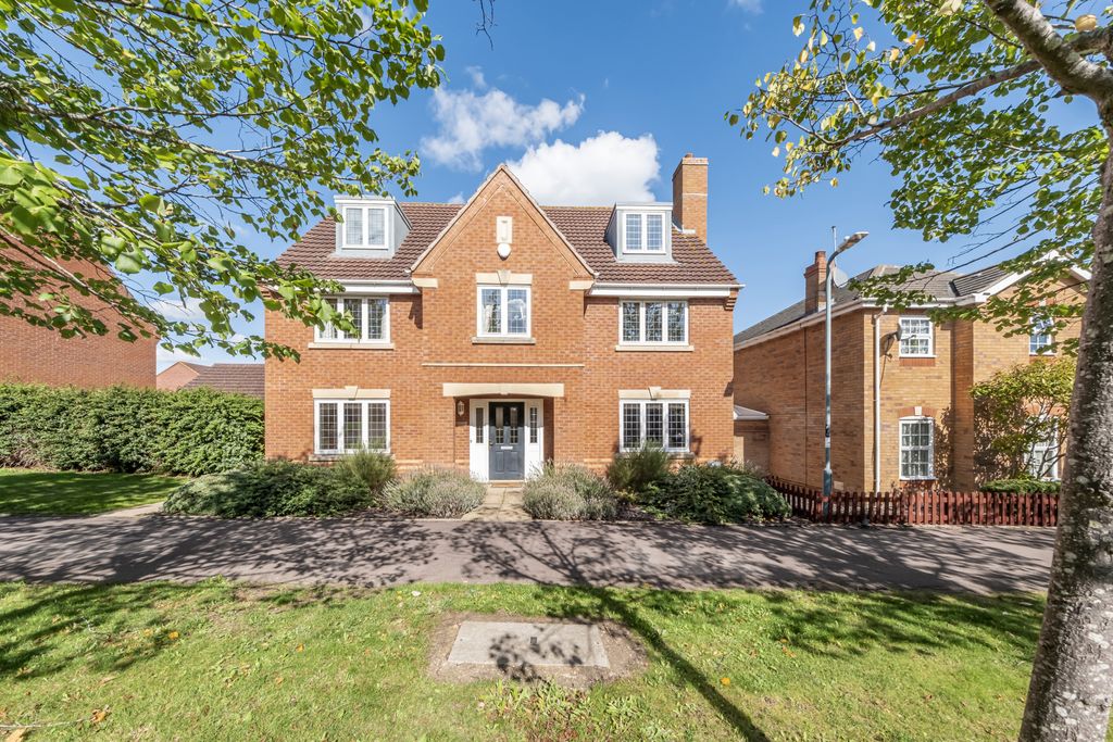 Property photo 1 of 20