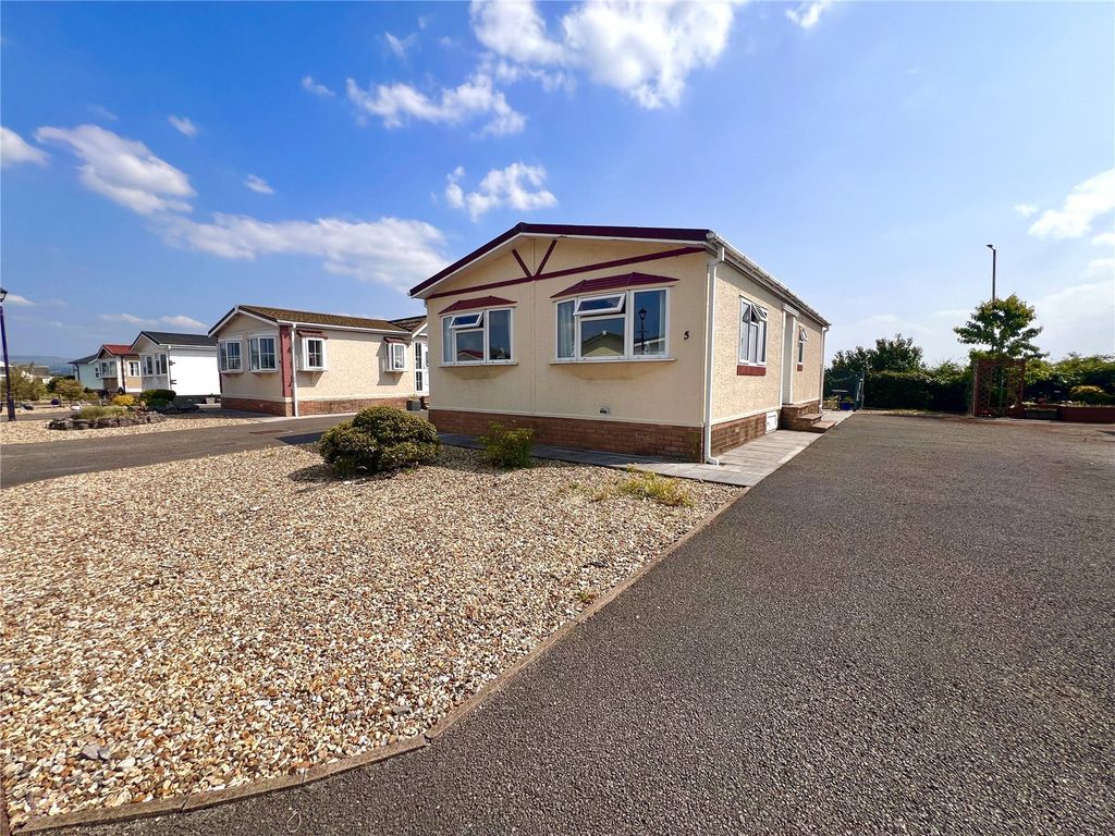 Property photo 1 of 19 Picture No. 21