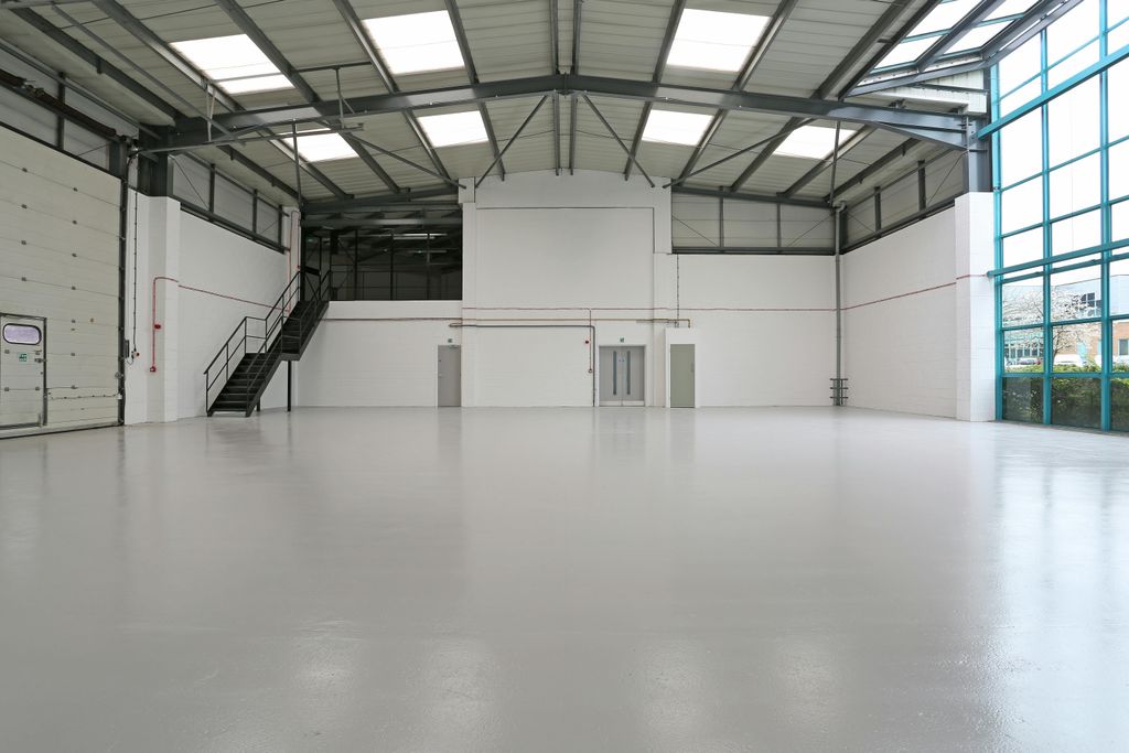 Property photo 2 of 5 Warehouse