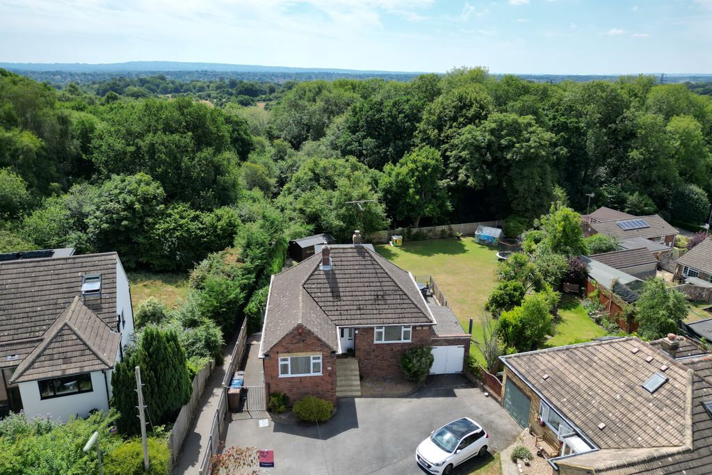 Property photo 2 of 13
