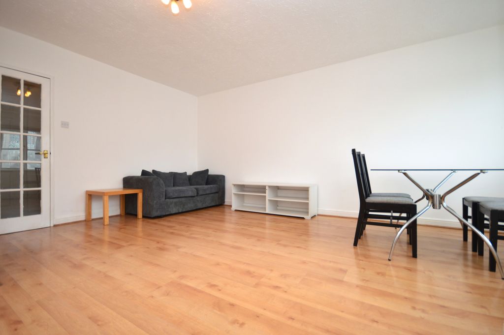 Property photo 3 of 13 Dsc 0294