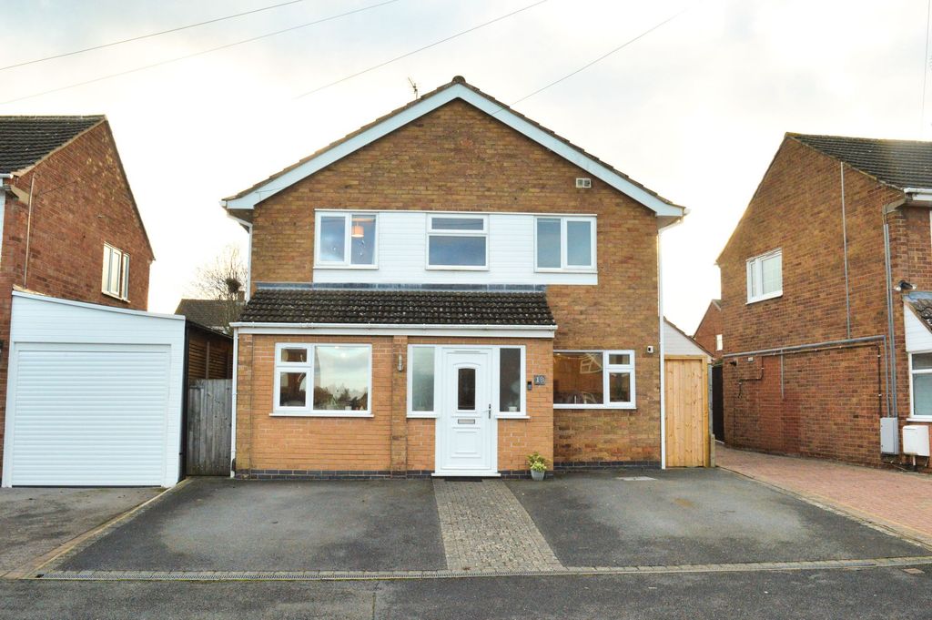 Property photo 1 of 24