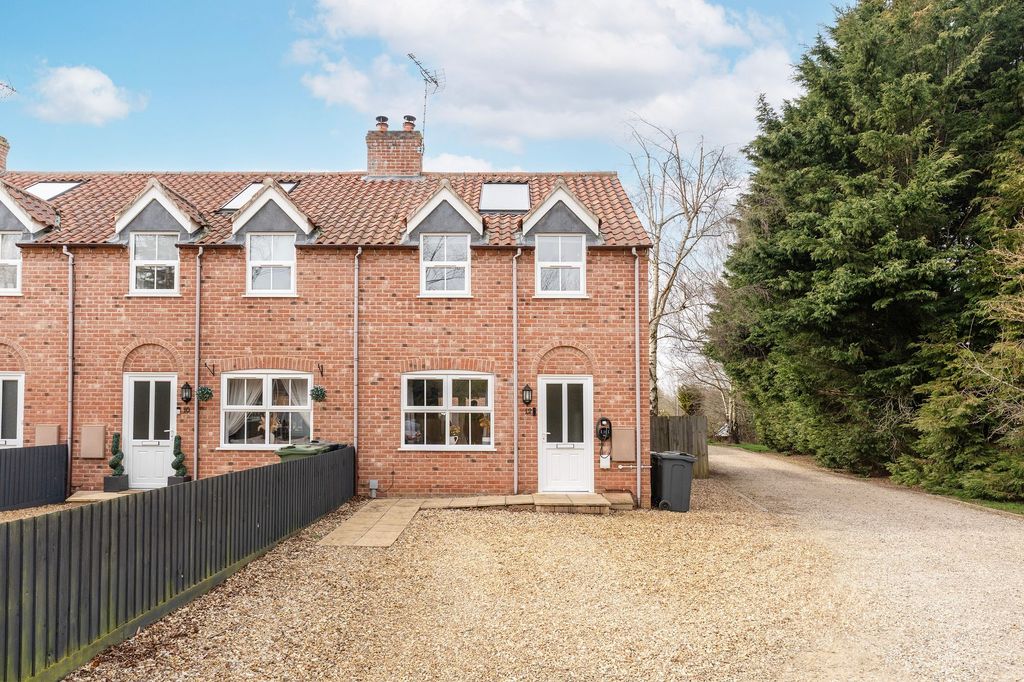 Property photo 1 of 21