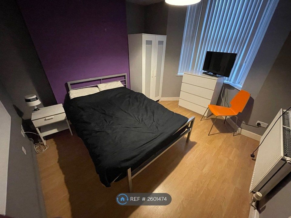 Property photo 1 of 2