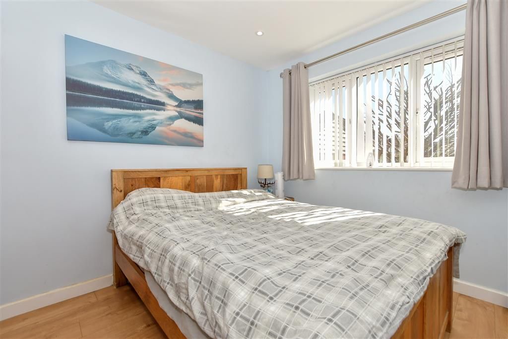 Property photo 3 of 5 Bedroom