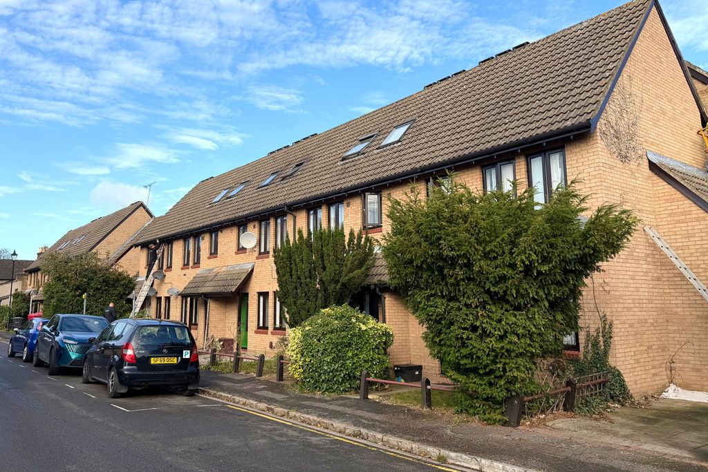 Property photo 1 of 5