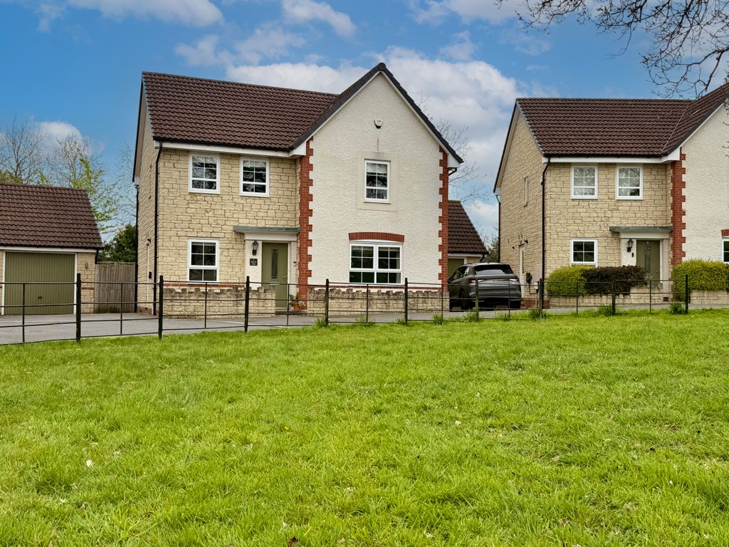 Property photo 1 of 16 Front View