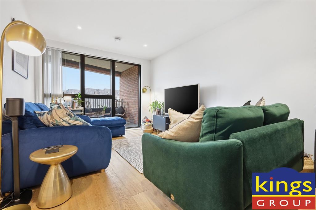 Property photo 3 of 16