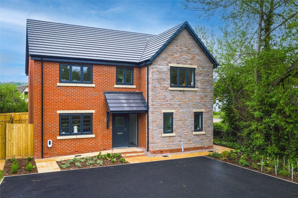 Property photo 1 of 28 Picture No. 06