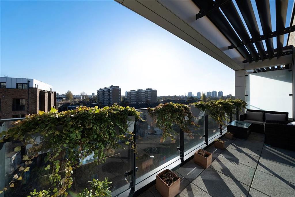 Property photo 3 of 9