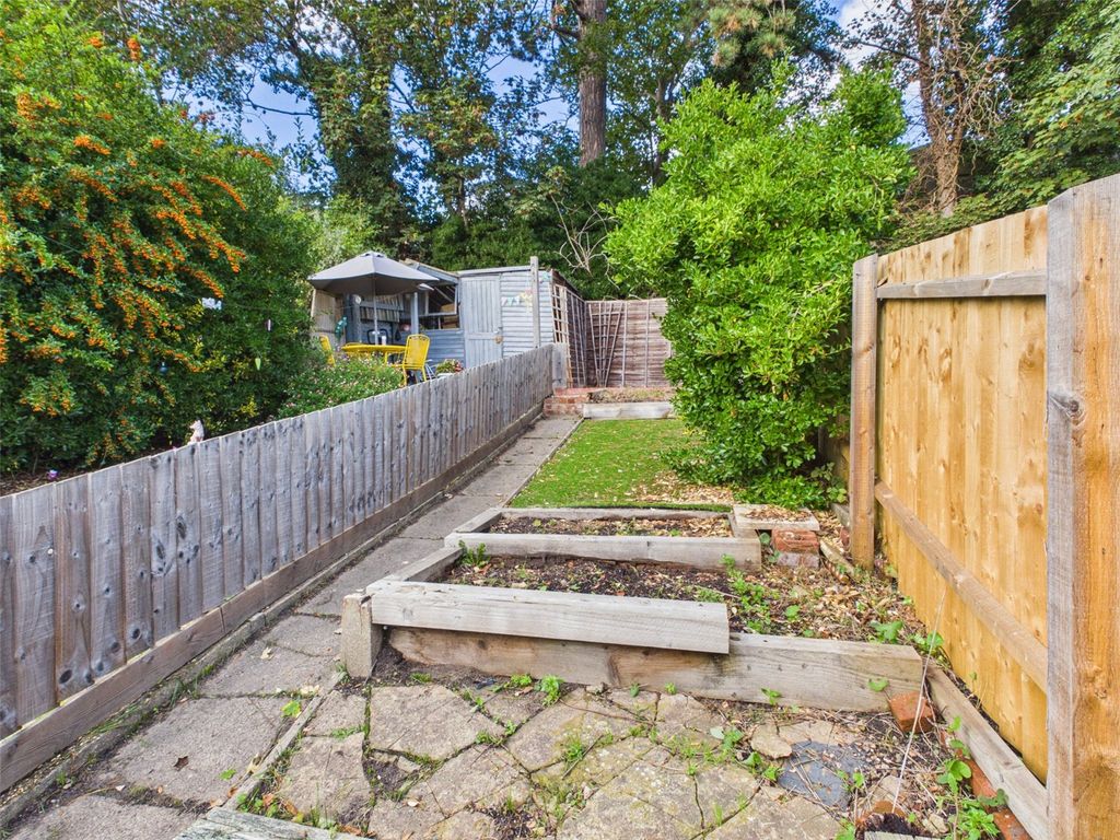 Property photo 3 of 17 Picture No. 20