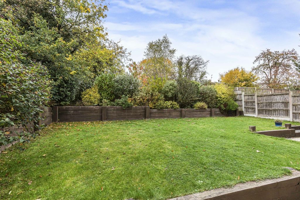 Property photo 2 of 22 Photograph 7