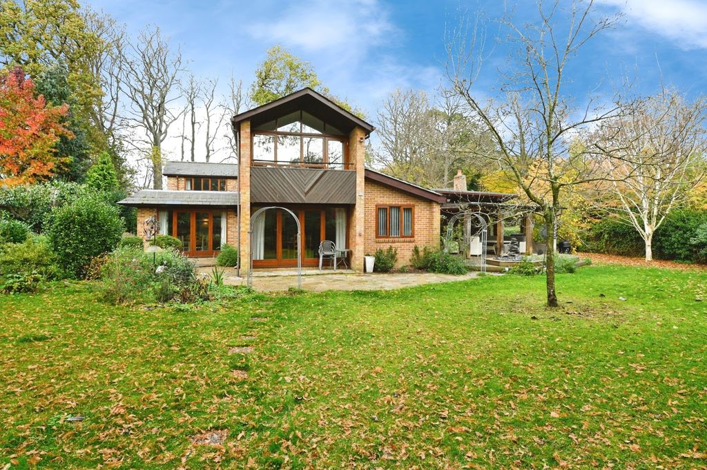 Property photo 1 of 17 Photo