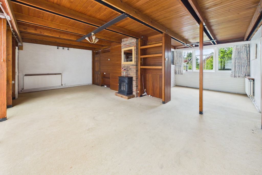 Property photo 3 of 24