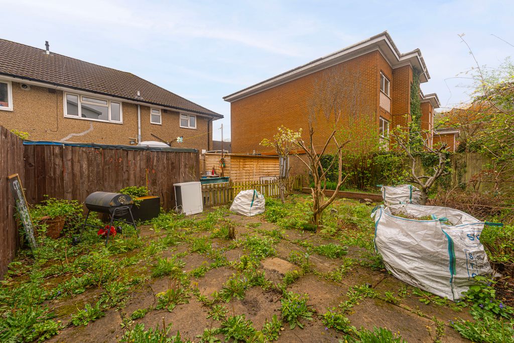 Additional image 27 of 2 bed flat for saleWaunfawr Gardens, Cross Keys NP11