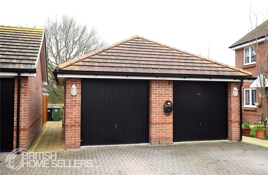 Property photo 3 of 39 Picture No. 13