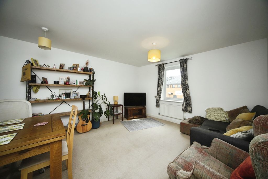 Property photo 2 of 16 Photo