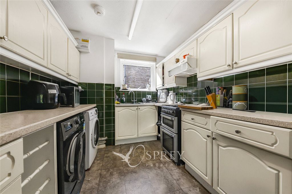 Property photo 3 of 13 Picture No. 01