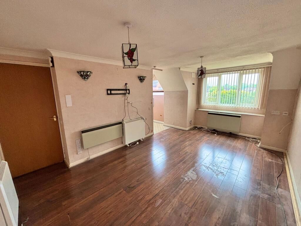 Property photo 3 of 13