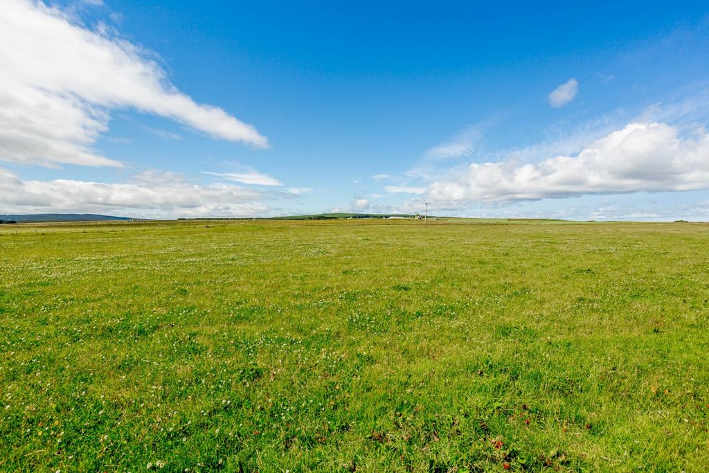Property photo 3 of 18 Kinlochy Farm