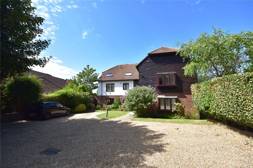 Property photo 1 of 7 Picture No. 17