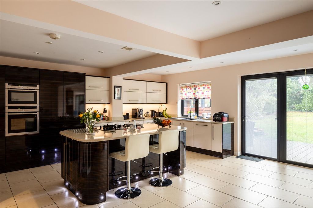 Additional image 5 of 6 bed detached house for saleFurzefield Road, Reigate RH2