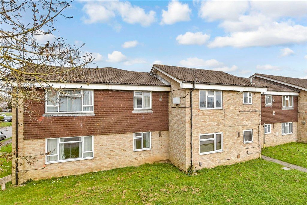 Property photo 3 of 8 External (Web)