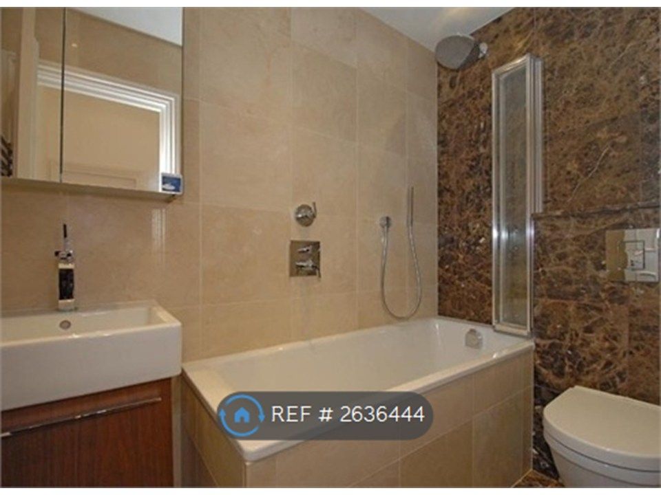 Property photo 2 of 3 Bathroom