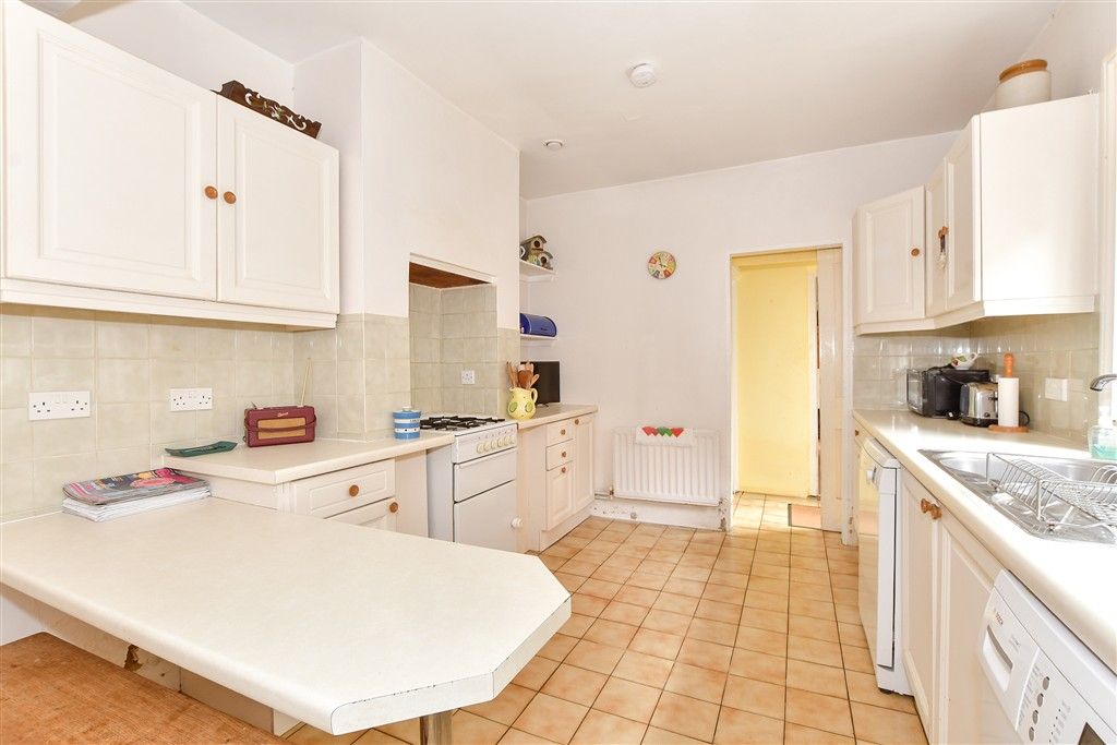 Property photo 2 of 11 Kitchen/ Breakfast Room