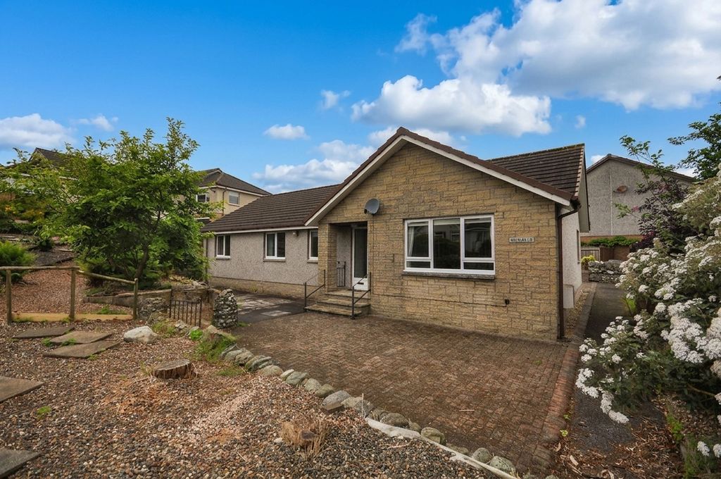 Property photo 1 of 26
