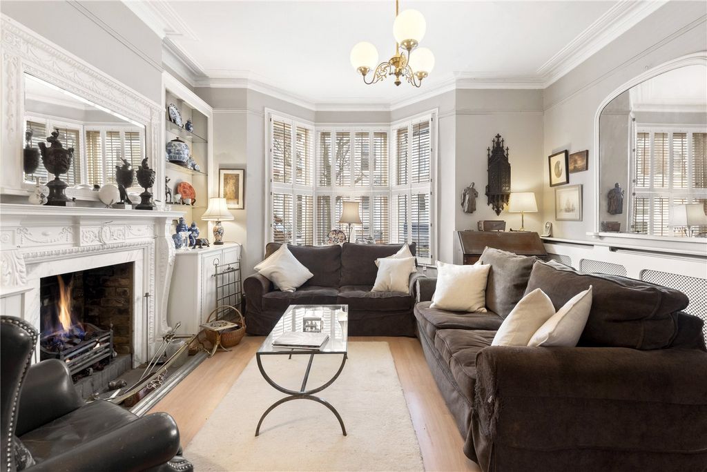 Property photo 2 of 19 Picture No. 17