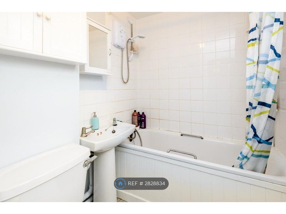 Property photo 3 of 5