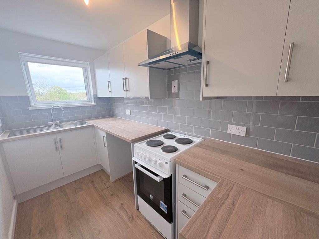 Property photo 1 of 9 1