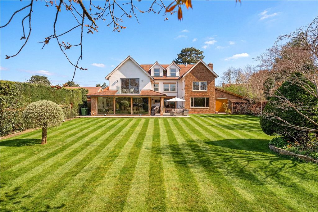 Property photo 1 of 35 Picture No. 80