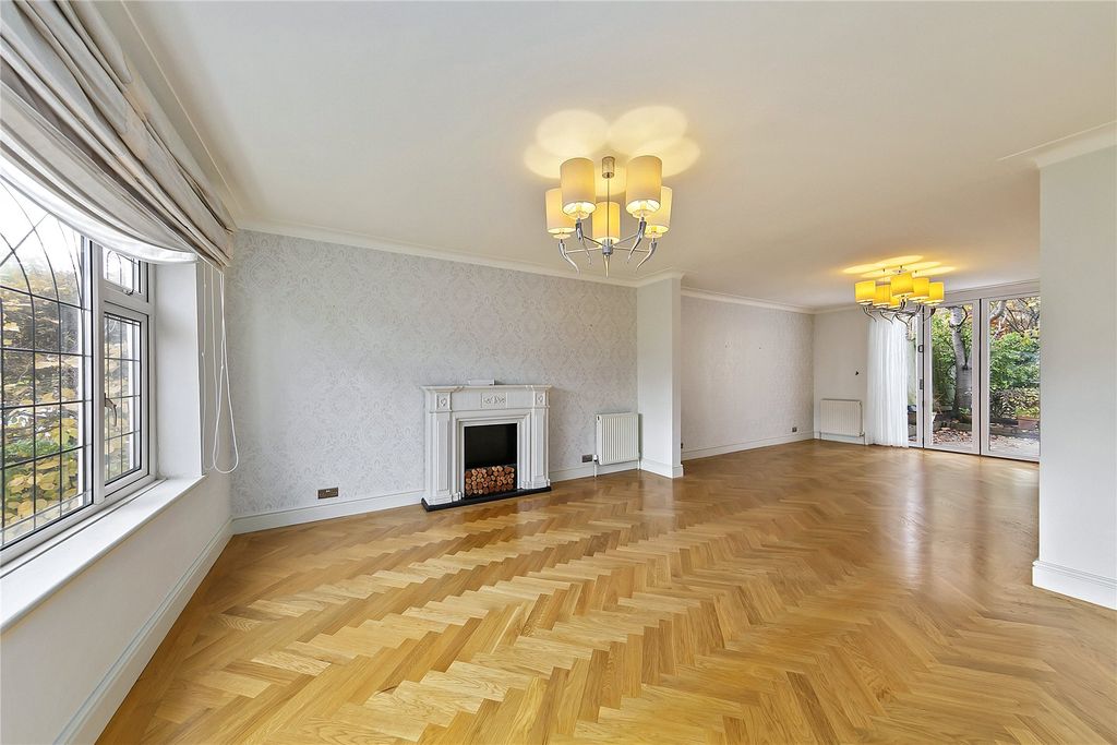 Property photo 2 of 17 Picture No. 06