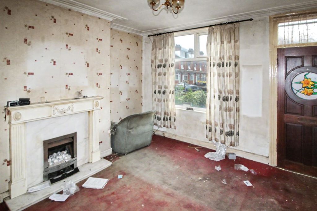 Property photo 2 of 16