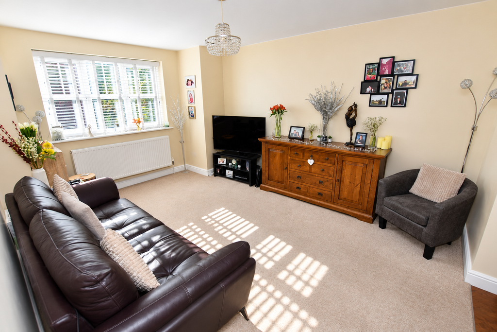 Property photo 2 of 11 Photo 11